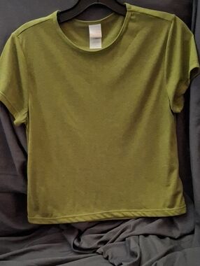 Classic Lole Tee Olive Green Short Sleeve Tee Size Small